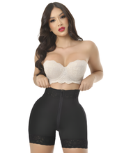 Load image into Gallery viewer, Sofisticada 1520 Invisible Luxury Lace Mid-Waist short with zipper Faja Colombian stage 3