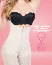 Load image into Gallery viewer, Cinthya