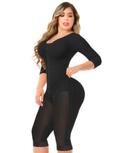 Load image into Gallery viewer, Hourglass figure with a small waist and two sizes larger in the hips. Long Leg